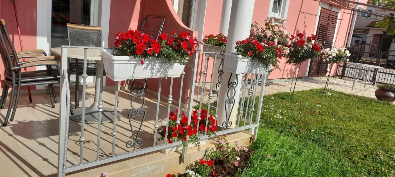 Apartments Dragica Пореч Екстер'єр фото