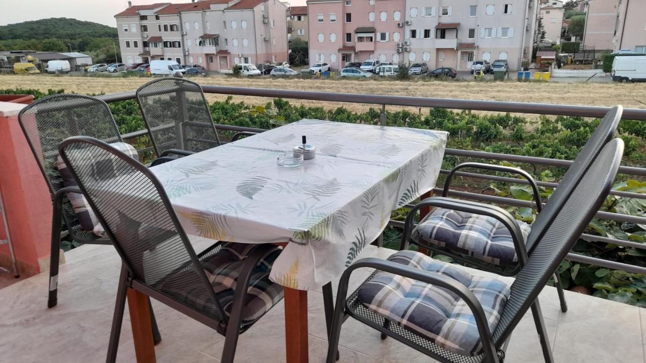 Apartments Dragica Пореч Екстер'єр фото