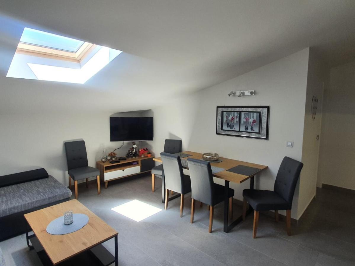 Apartments Dragica Пореч Екстер'єр фото