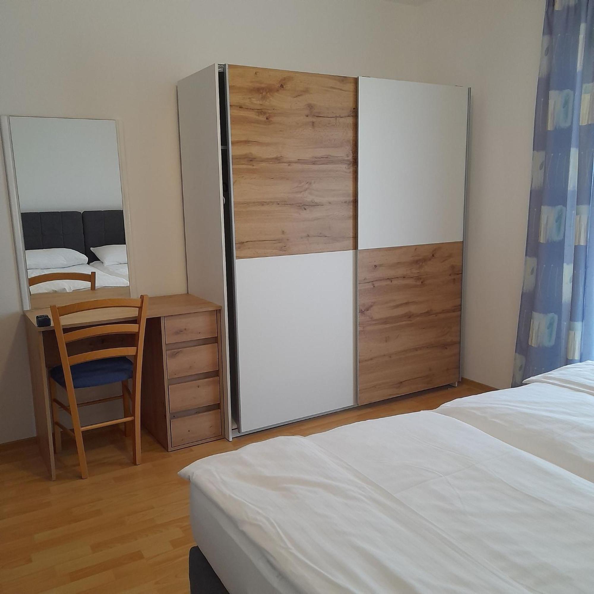 Apartments Dragica Пореч Екстер'єр фото